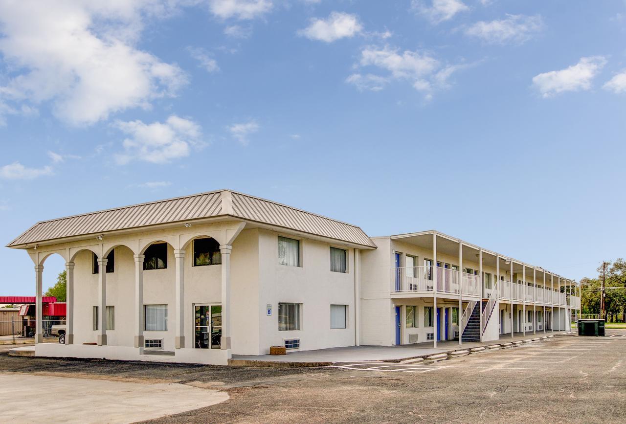 Motel 6 Waco - Lacy Lakeview Bellmead Eksteriør billede