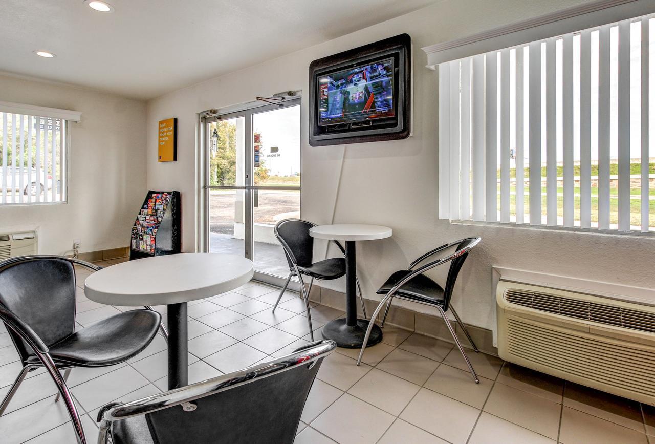 Motel 6 Waco - Lacy Lakeview Bellmead Eksteriør billede
